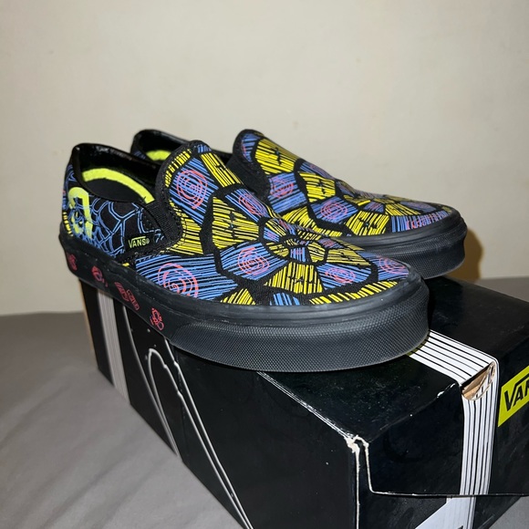 Nightmare Before Christmas Vans - Picture 7 of 11